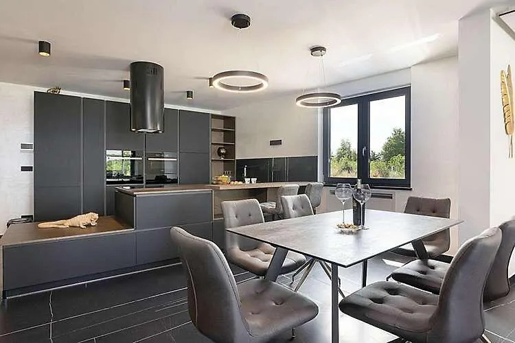 Seaview Apartment Funtana Croatia