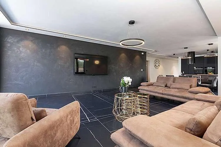 Seaview Apartment Funtana Croatia